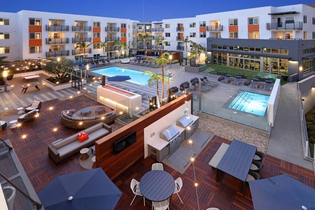 Modern Building -Free Parking - By Choc & St Joseph'S Hospital Apartment Orange Luaran gambar